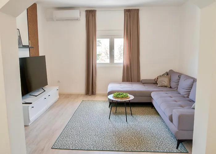 Ivano & Franko Apartments